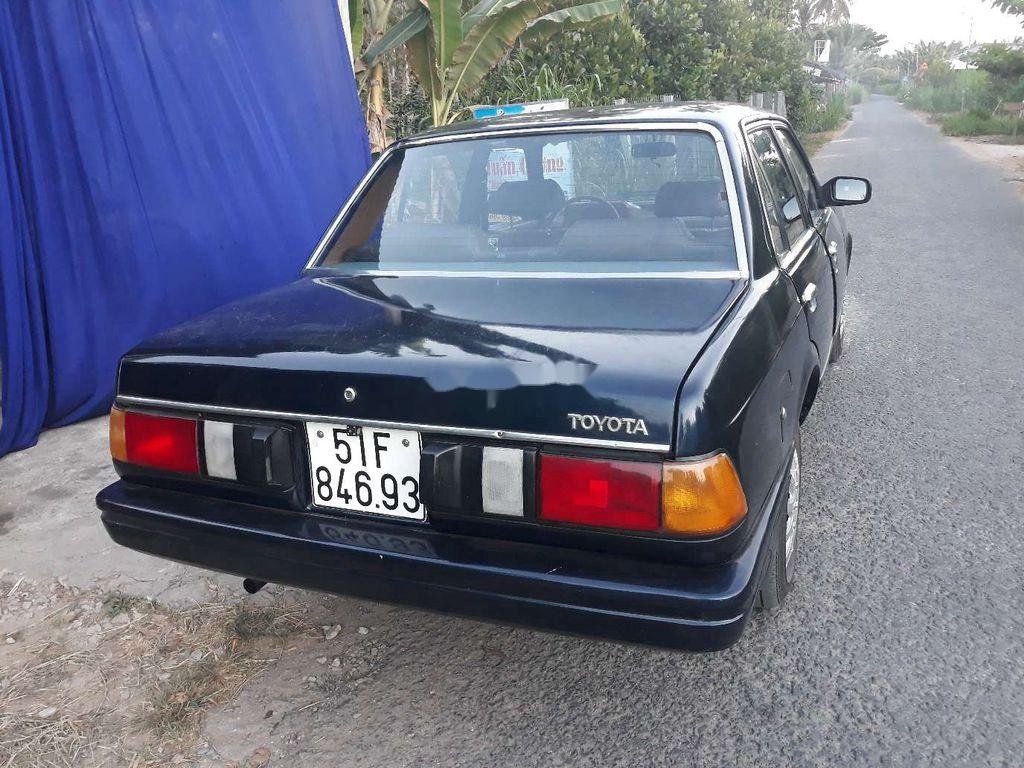 Toyota Corona   1985 - Cần bán gấp Toyota Corona đời 1985, màu đen, xe nhập