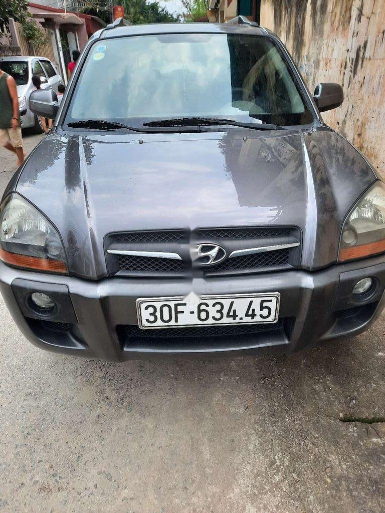 Hyundai Tucson   2009 - Bán Hyundai Tucson sản xuất 2009, màu xám, xe gia đình