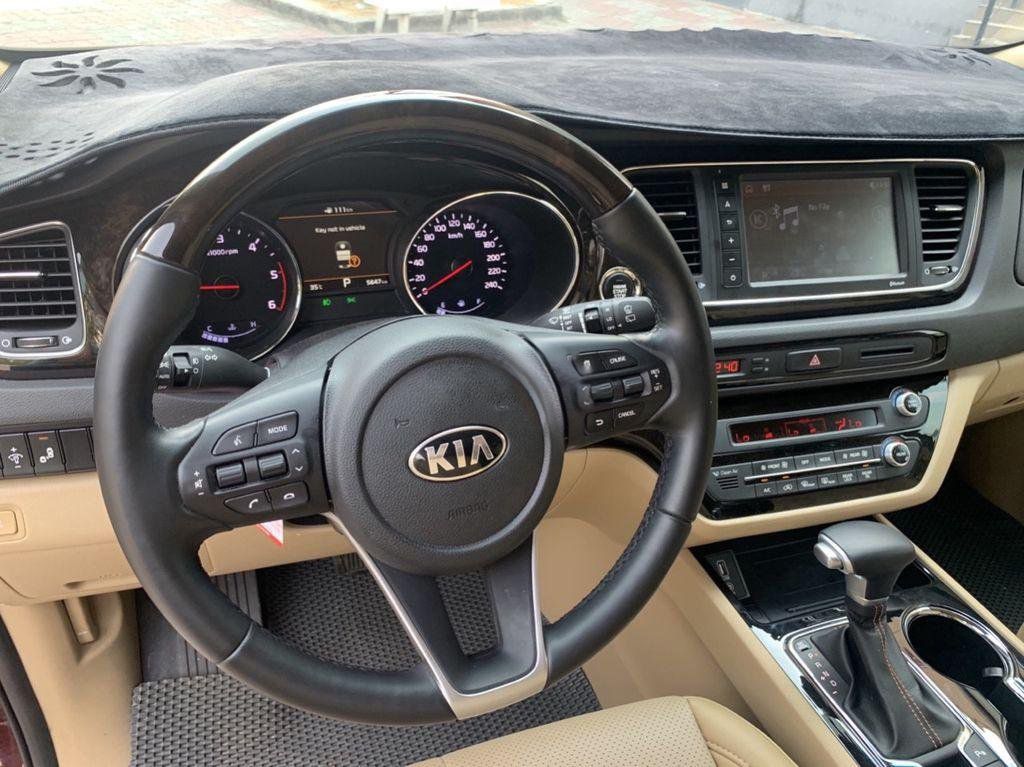 Kia Sedona   2019 - Cần bán Kia Sedona đời 2019, giá còn thương lượng 