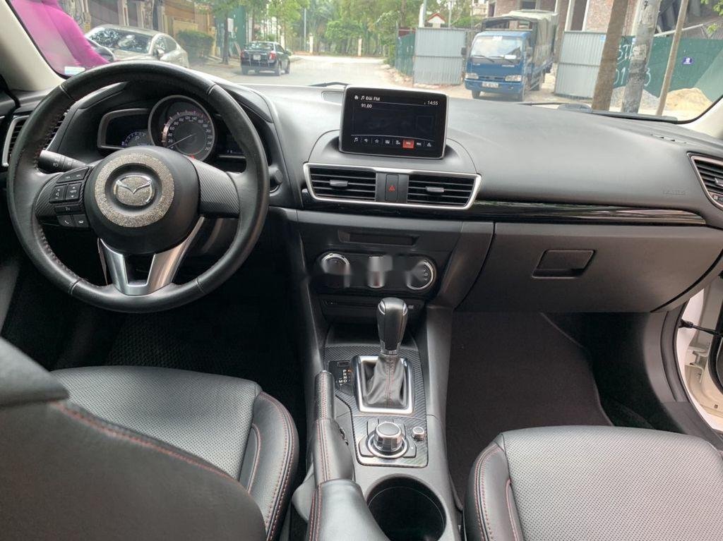 Mazda 3   2016 - Bán Mazda 3 đời 2016, màu trắng, 555 triệu