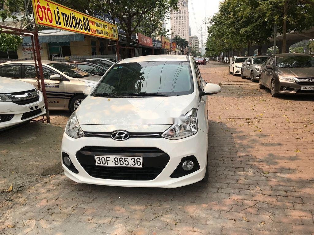 Hyundai Grand i10   2016 - Cần bán xe Hyundai Grand i10 sản xuất năm 2016, màu trắng, nhập khẩu 