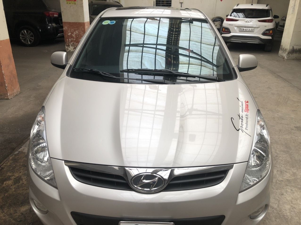 Hyundai i20 2009 - Bán xe Hyundai i20 đời 2009 màu vàng cát mới đi 39 ngàn cây số, giá 295 triệu đồng chẵn