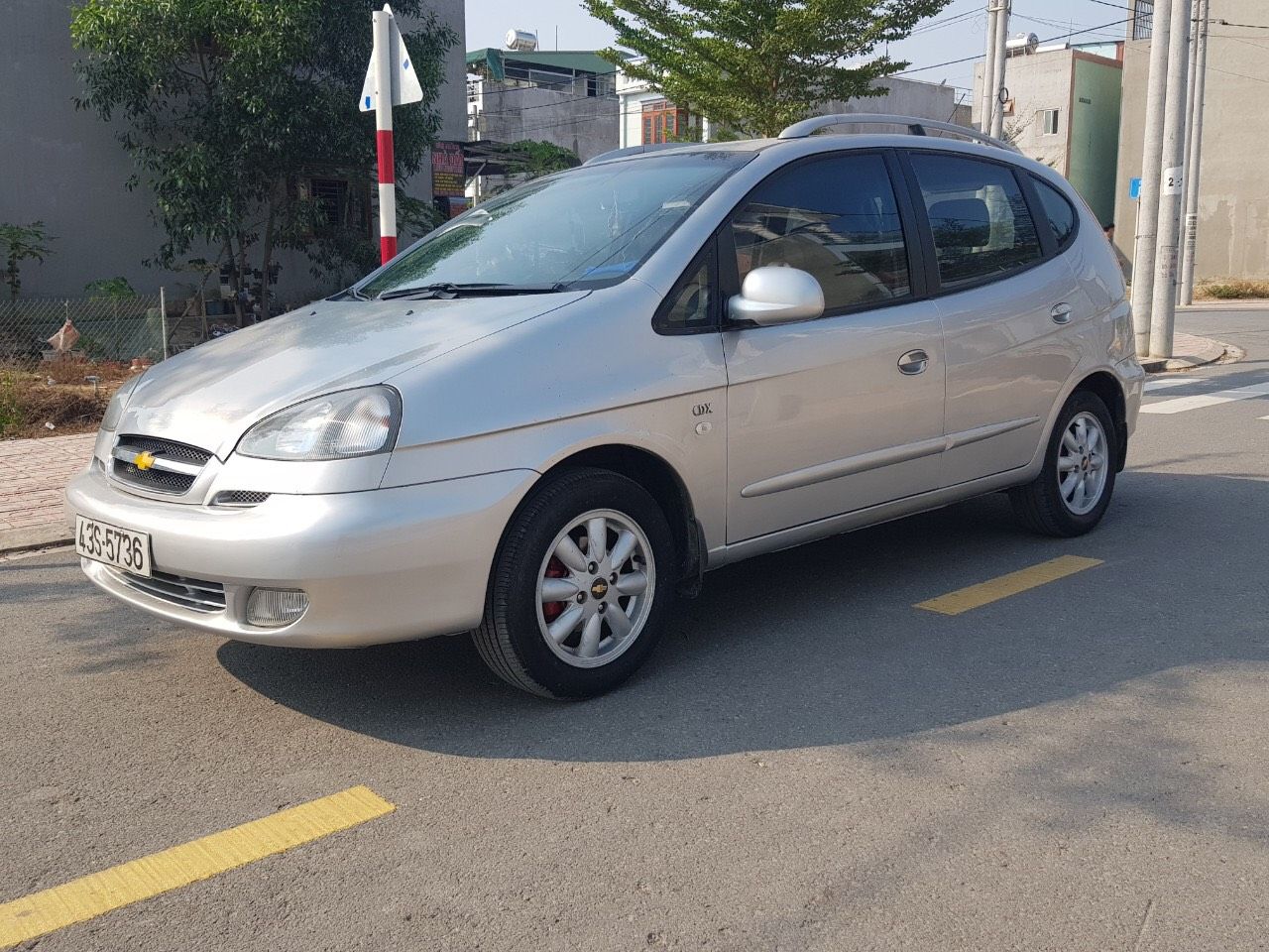 Chevrolet Vivant 2008 - Bán lại Chevrolet Vivant năm 2008, màu bạc, mới 95%