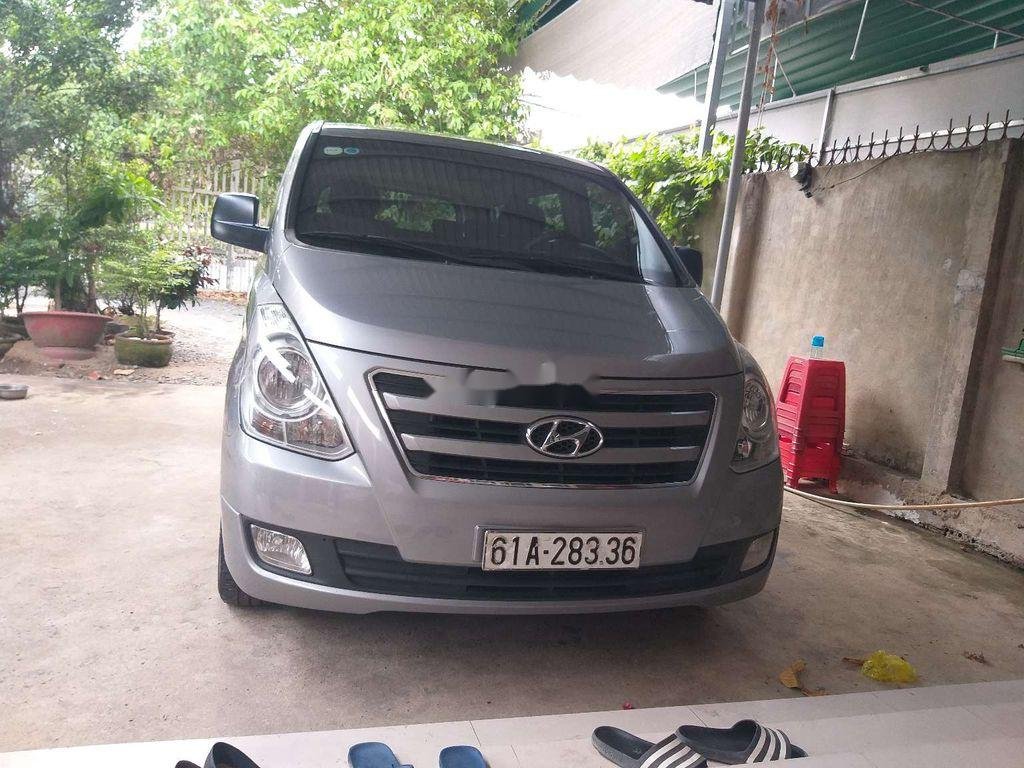 Hyundai Grand Starex 2016 - Bán Hyundai Grand Starex năm 2016, nhập khẩu nguyên chiếc