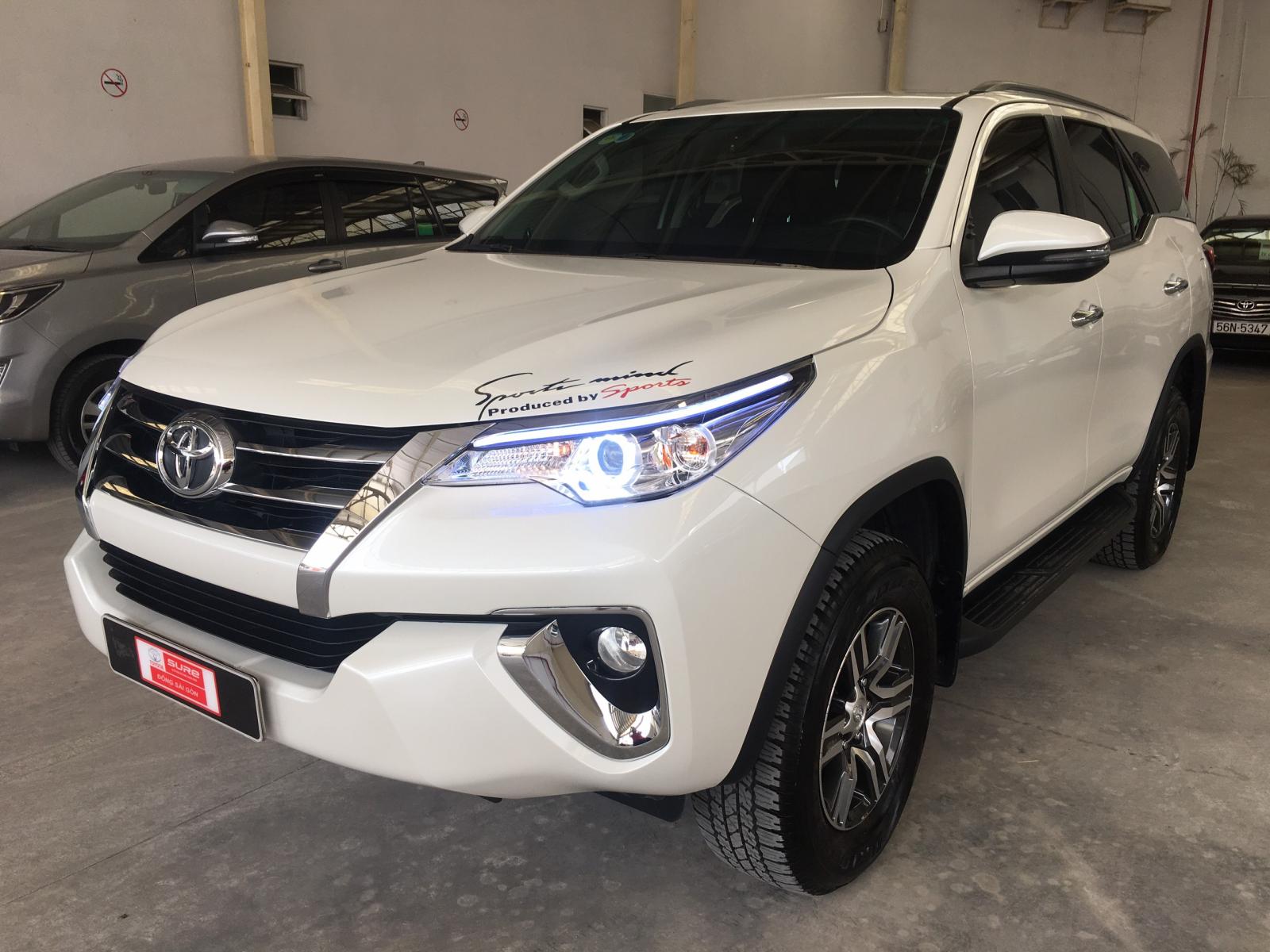 Toyota Fortuner 2.4 AT 4x2 2019 - Cần bán gấp xe Fortuner 2019  lướt giá thương lượng