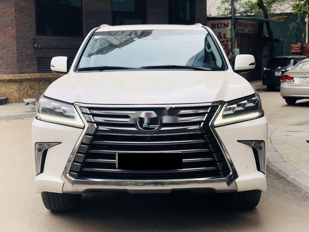 Lexus LX 2017 - Cần bán Lexus LX 2017, màu trắng, nhập khẩu nguyên chiếc