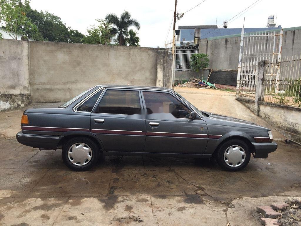 Toyota Corona   1984 - Cần bán xe Toyota Corona đời 1984, màu xám