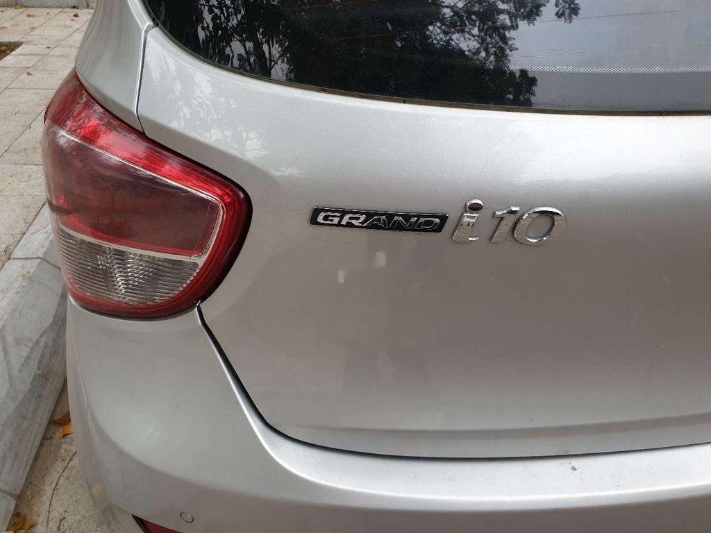 Hyundai Grand i10 2015 - Cần bán lại xe Hyundai Grand i10 2015, màu bạc, nhập khẩu