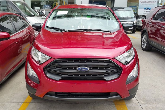 Ford EcoSport Ambiente MT 2020 - Ford Ecosport tổng giảm lên đến 99 triệu