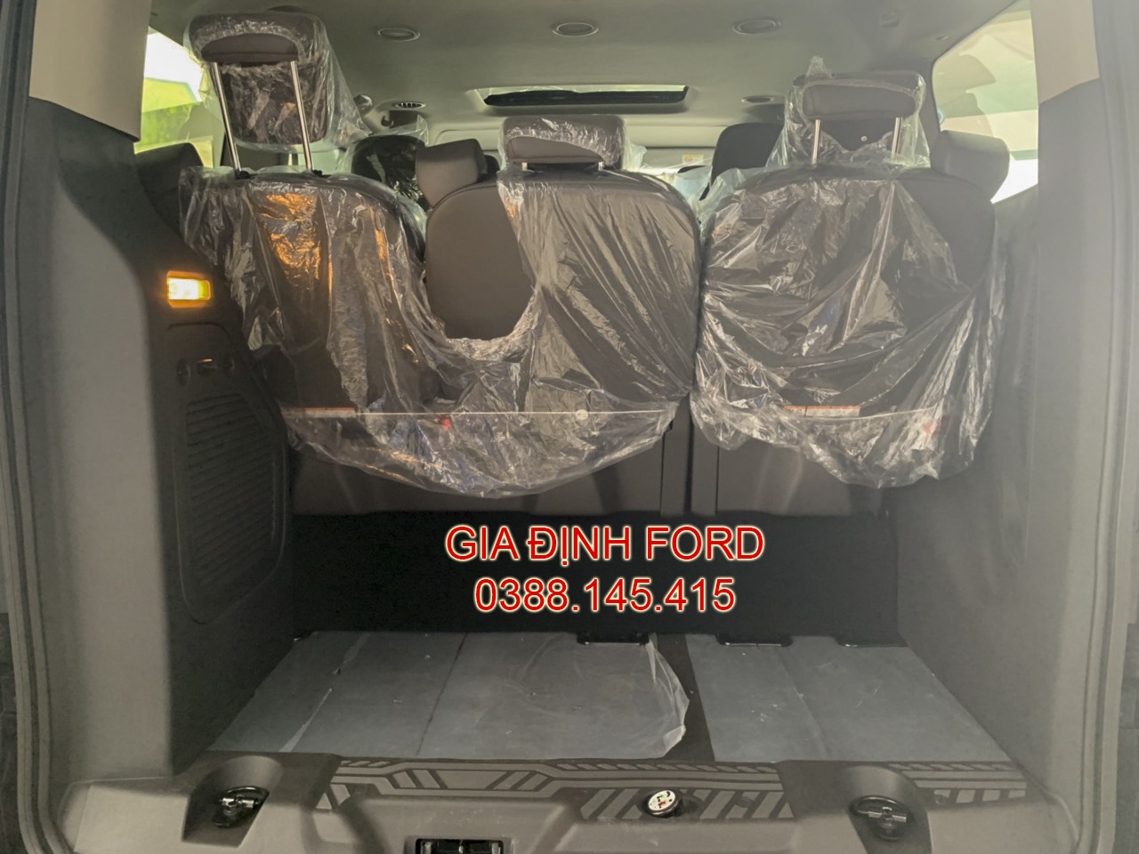 Ford Tourneo  Trend 2019 - Ford Tourneo Trend - giảm giá khủng - giao xe ngay - LH: 0388.145.415