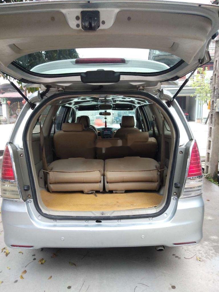 Toyota Innova 2010 - Bán Toyota Innova G MT năm 2010, màu bạc số sàn, giá tốt