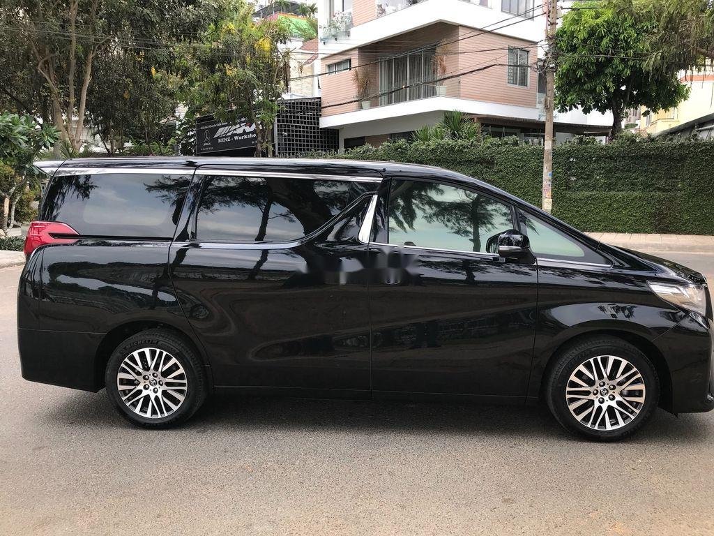 Toyota Alphard   2016 - Bán ô tô Toyota Alphard năm sản xuất 2016, màu đen, xe nhập xe gia đình