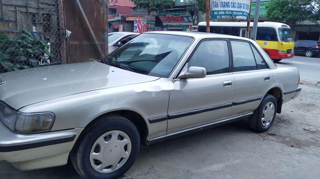 Toyota Cressida 1993 - Xe Toyota Cressida sản xuất năm 1993, màu bạc, 85tr