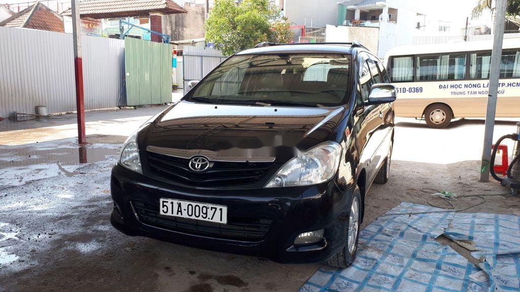 Toyota Innova 2009 - Cần bán Toyota Innova sản xuất 2009, màu đen, 350 triệu