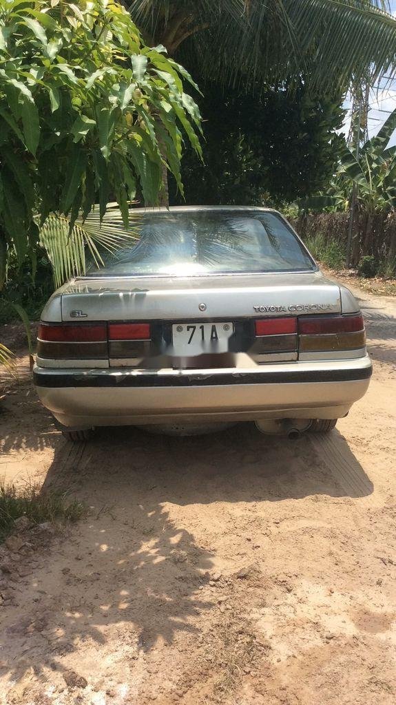 Toyota Corona 1990 - Bán ô tô Toyota Corona 1990 số sàn đời 1990, giá chỉ 55 triệu