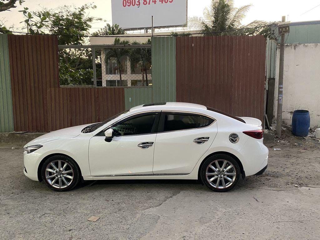 Mazda 3 2019 - Cần bán xe Mazda 3 năm sản xuất 2019, 678 triệu