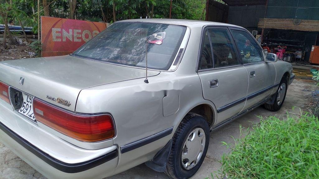 Toyota Cressida 1993 - Xe Toyota Cressida sản xuất năm 1993, màu bạc, 85tr