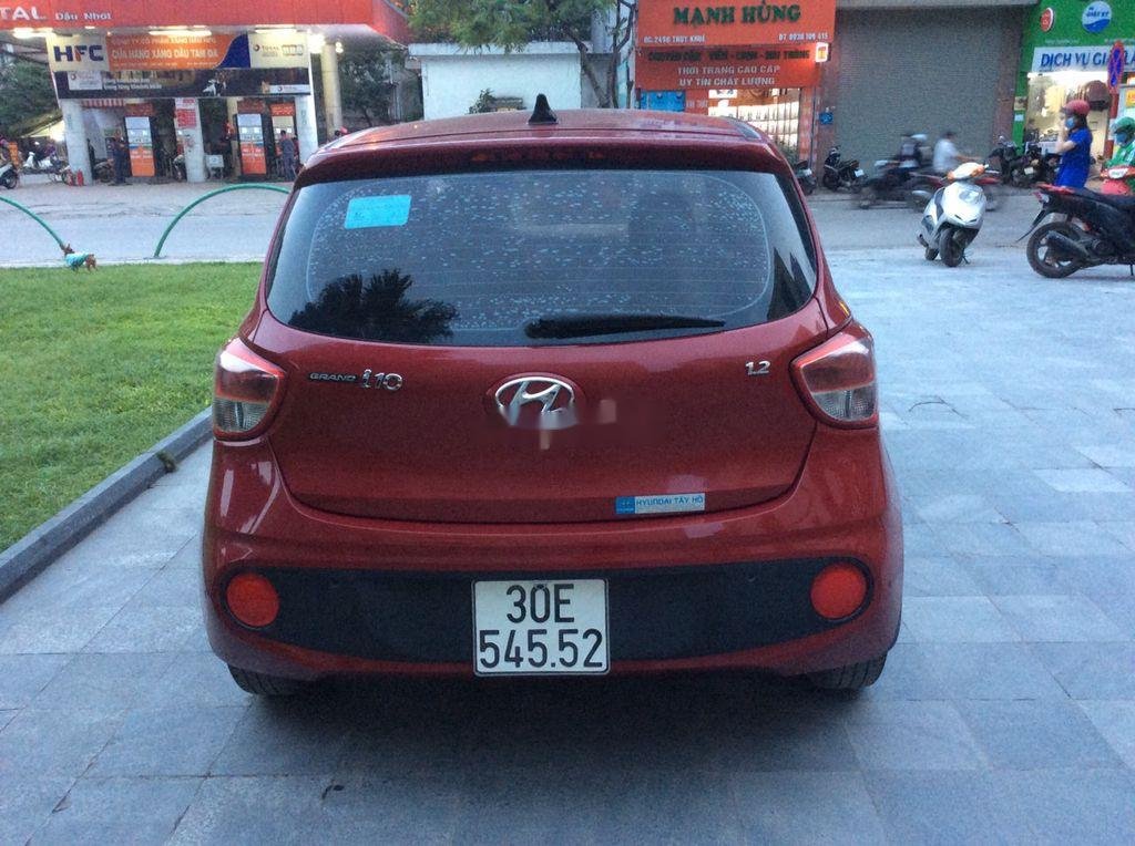 Hyundai Grand i10 2017 - Bán Hyundai Grand i10 1.2 sản xuất năm 2017, màu đỏ, 330tr