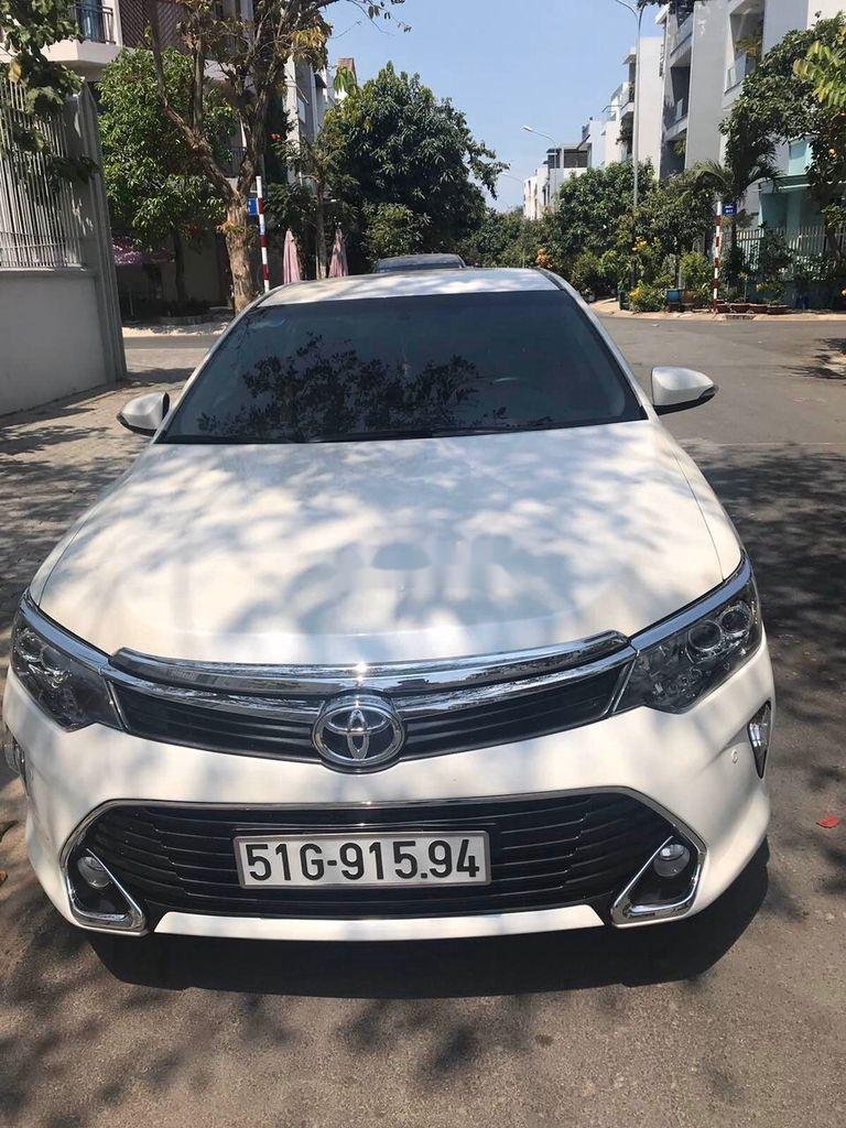 Toyota Camry   2.5Q    2019 - Bán Toyota Camry 2.5Q đời 2019