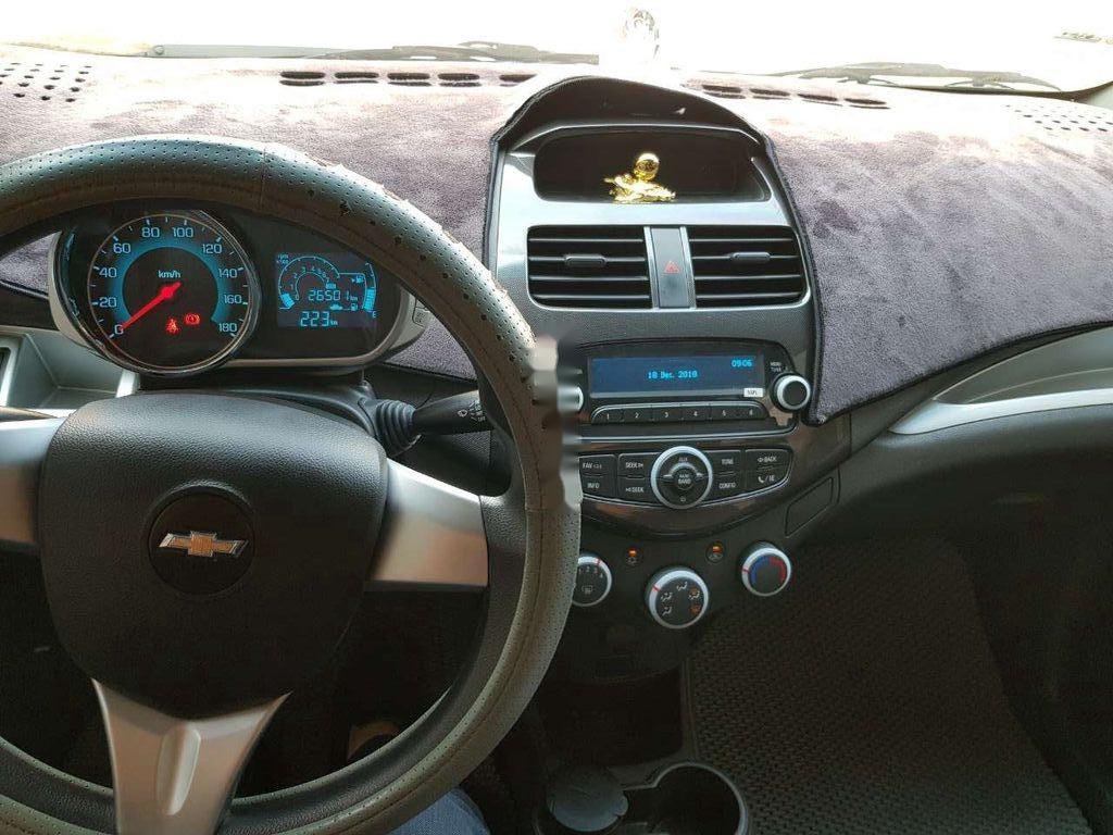 Chevrolet Spark 2014 - Cần bán xe Chevrolet Spark AT năm 2014, màu trắng số tự động