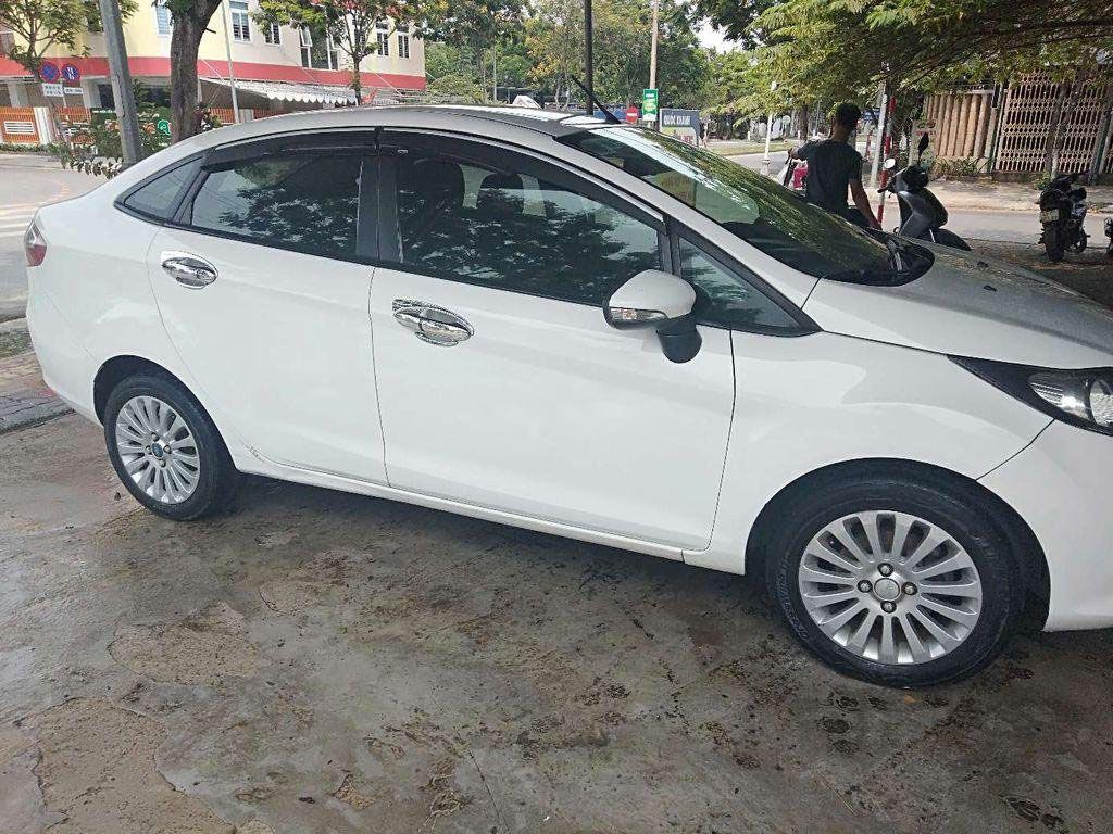 Ford Fiesta 2011 - Cần bán Ford Fiesta sản xuất 2011