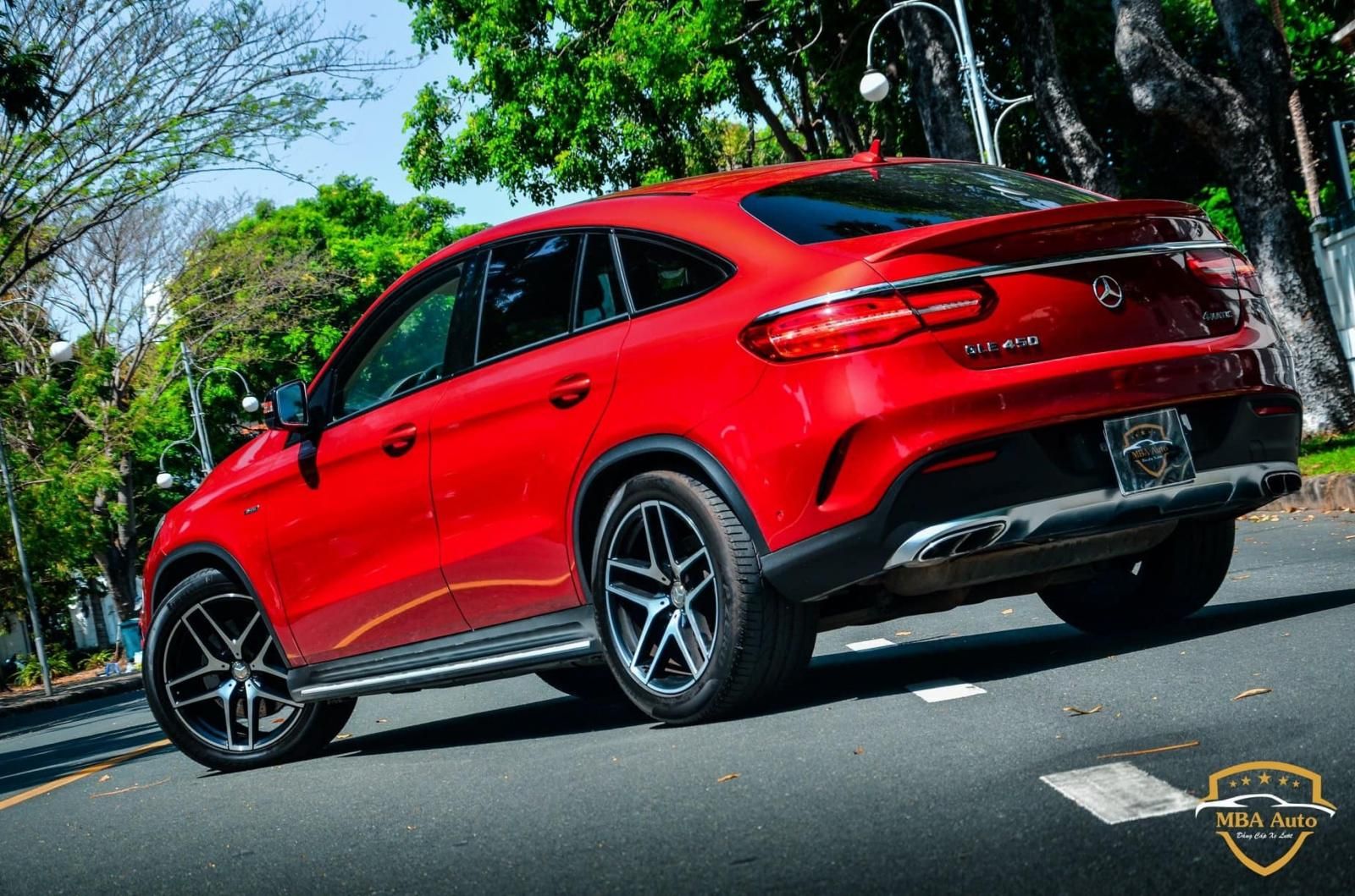 Mercedes-Benz GLE-Class GLE 450 4Matic 2016 - Bán Mercedes GLE 450 4Matic sản xuất năm 2016, màu đỏ