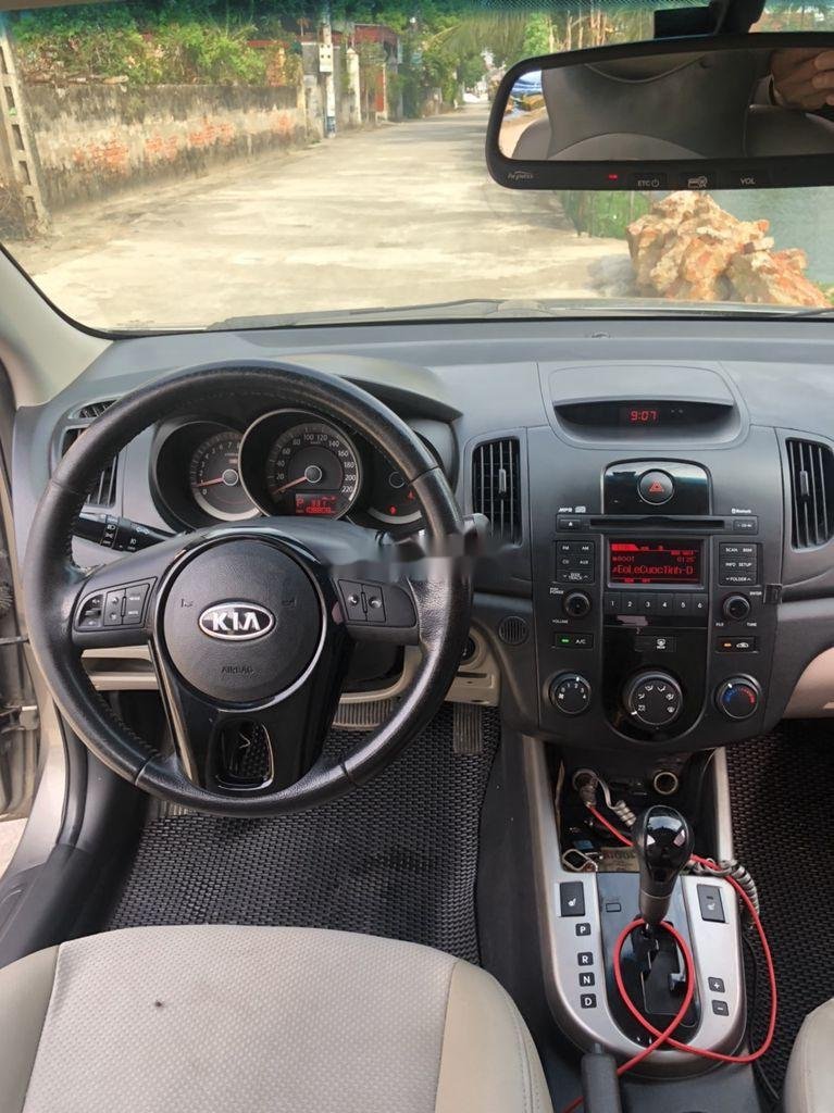 Kia Forte 2009 - Cần bán xe Kia Forte SLi đời 2009 xe gia đình, giá 345tr