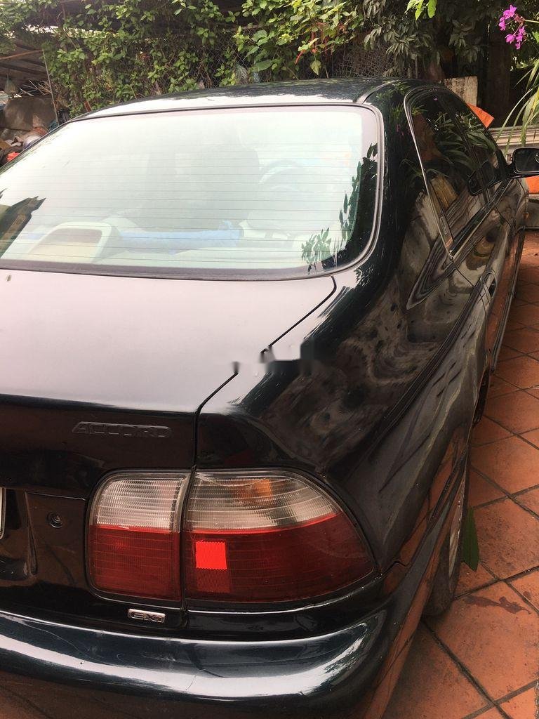 Honda Accord 1995 - Cần bán lại xe Honda Accord năm 1995, màu đen, nhập khẩu nguyên chiếc