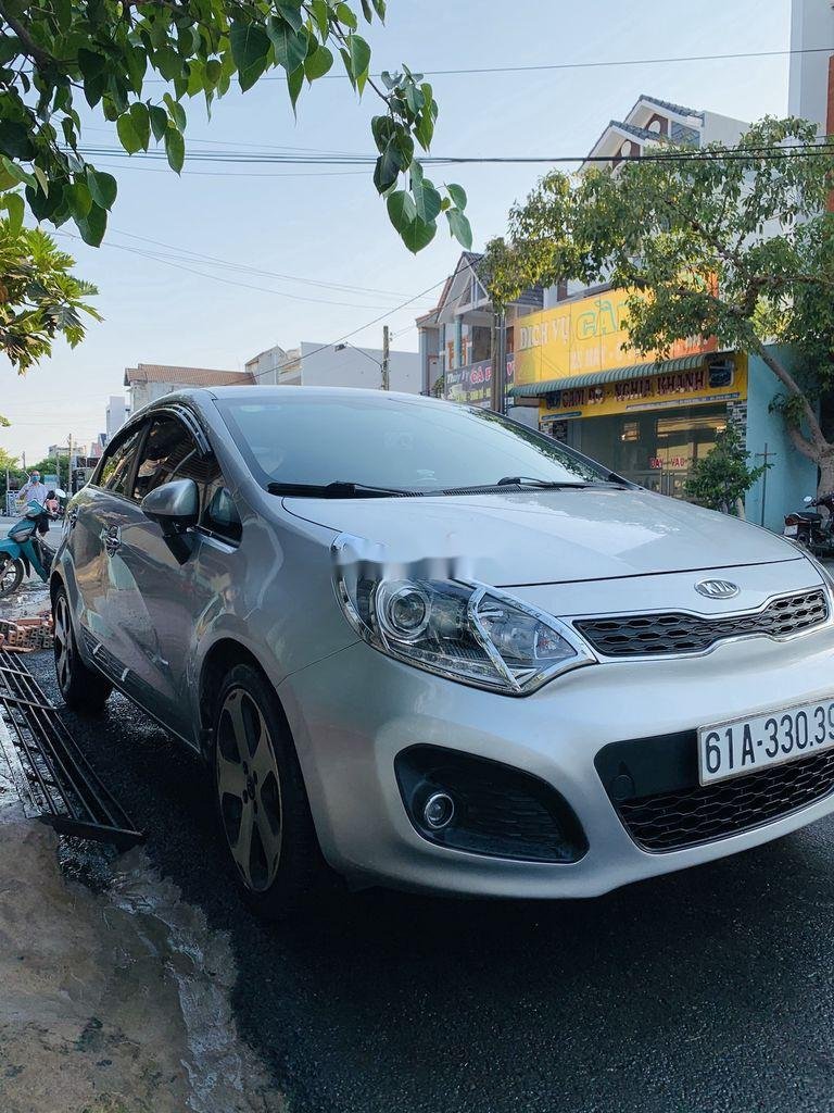 Kia Rio 2012 - Xe Kia Rio đời 2012, màu bạc, nhập khẩu nguyên chiếc, 345 triệu