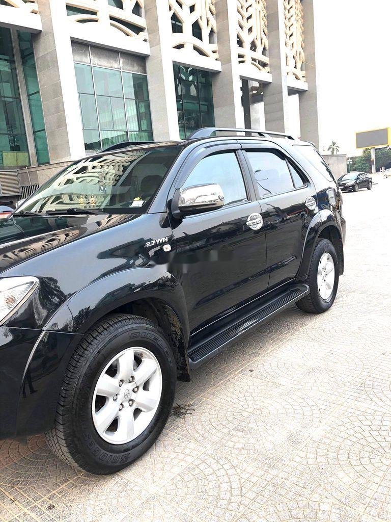 Toyota Fortuner   2010 - Cần bán Toyota Fortuner đời 2010, màu đen