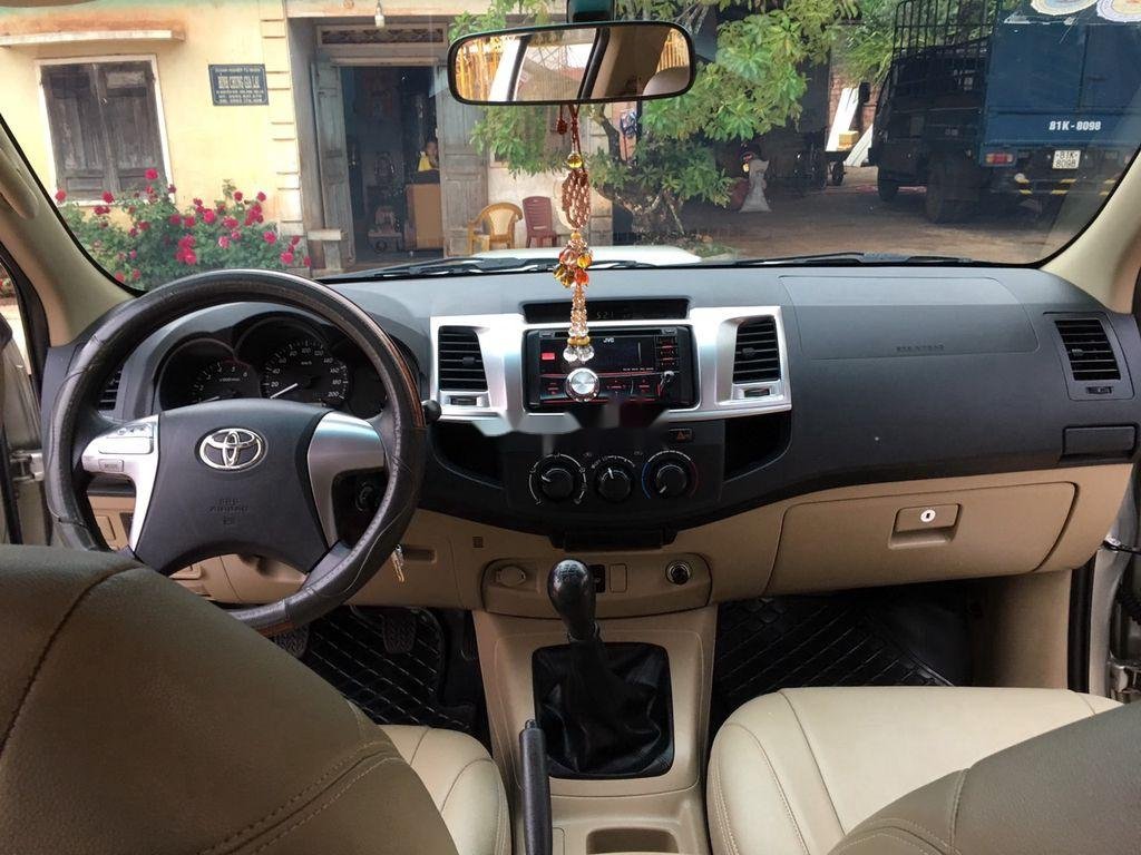 Toyota 4 Runner 2010 - Bán Toyota 4 Runner năm 2010, màu bạc, nhập khẩu