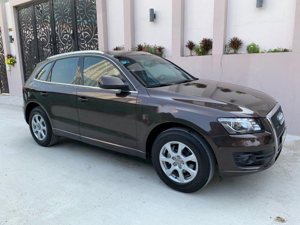 Audi Q5 2011 - Cần bán Audi Q5 sản xuất năm 2011, màu nâu, nhập khẩu