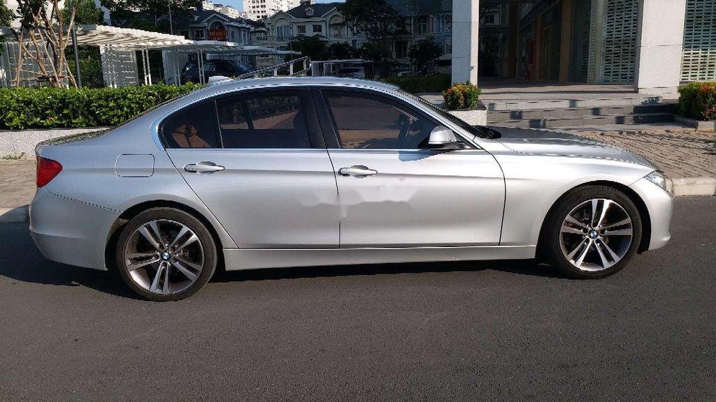 BMW 3 Series 320i   2014 - Cần bán lại xe BMW 3 Series 320i 2014, màu bạc, nhập khẩu chính chủ