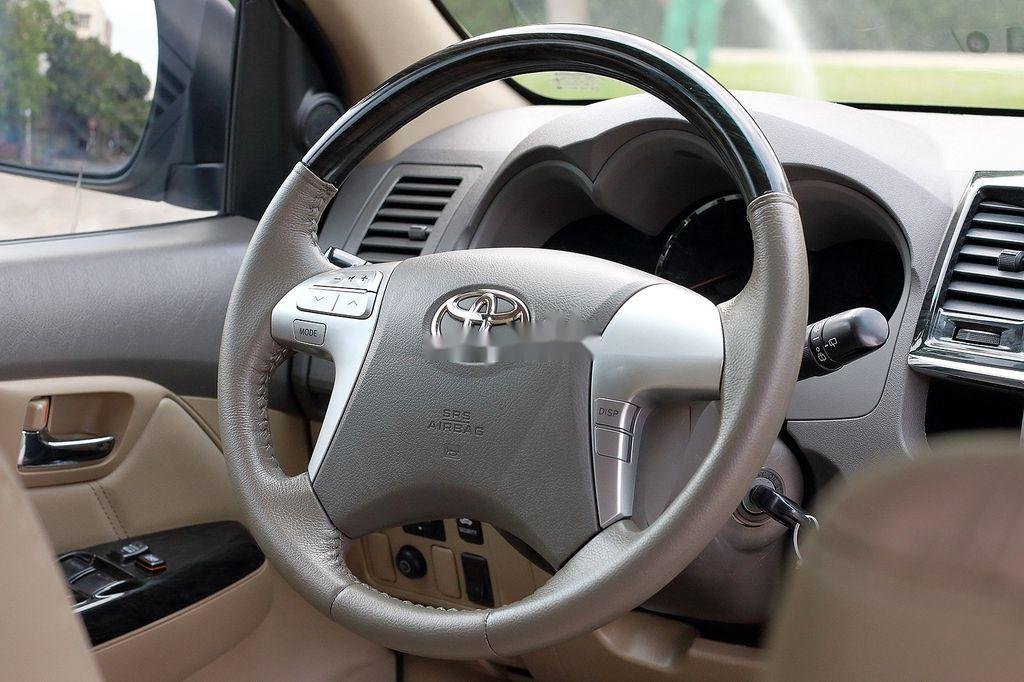 Toyota Fortuner  V  2012 - Bán xe Toyota Fortuner V sản xuất năm 2012