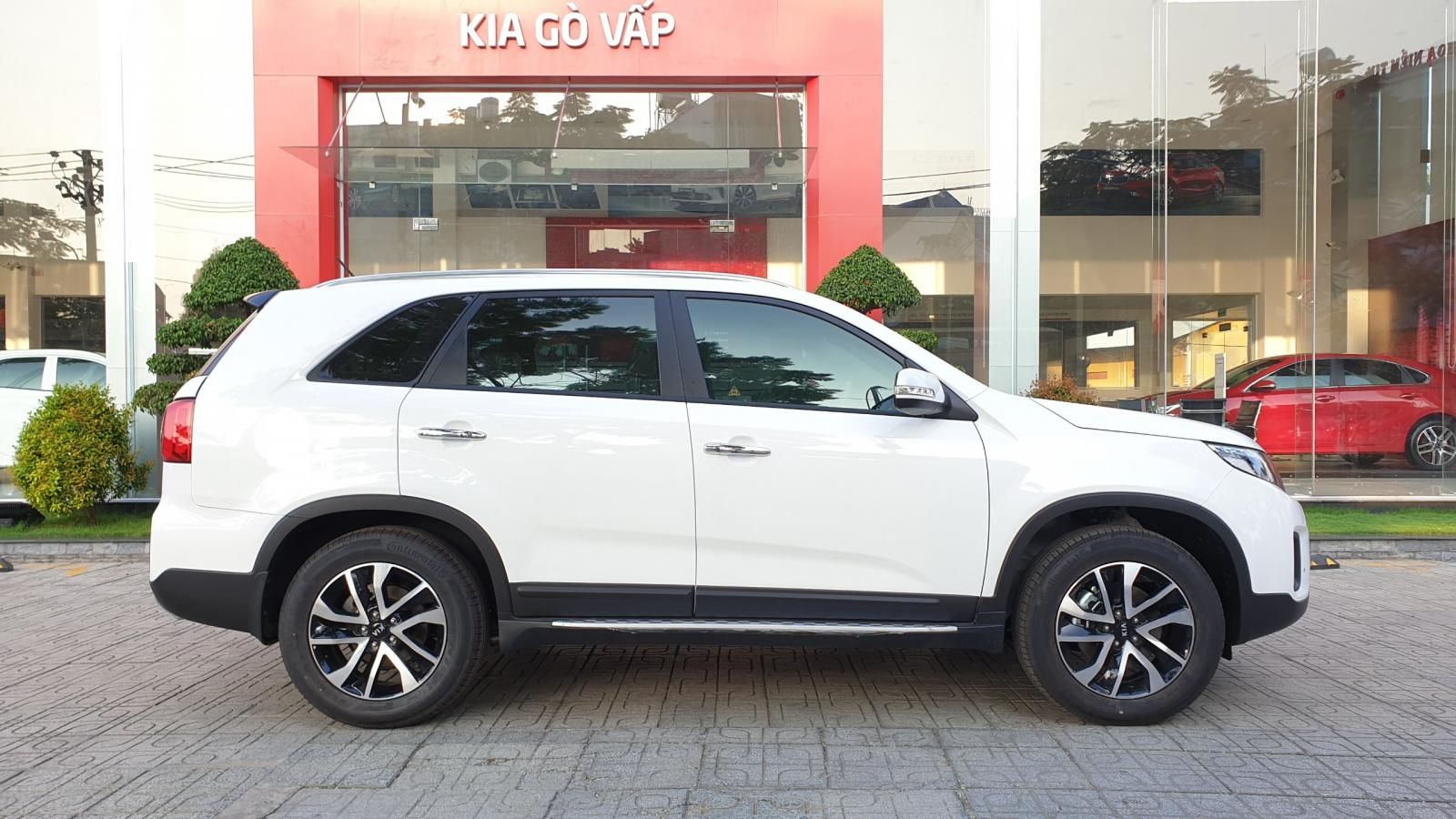 Kia Sorento DAT Premium 2019 - Kia Gò Vấp cần bán Kia Sorento DAT Premium đời 2019, màu trắng