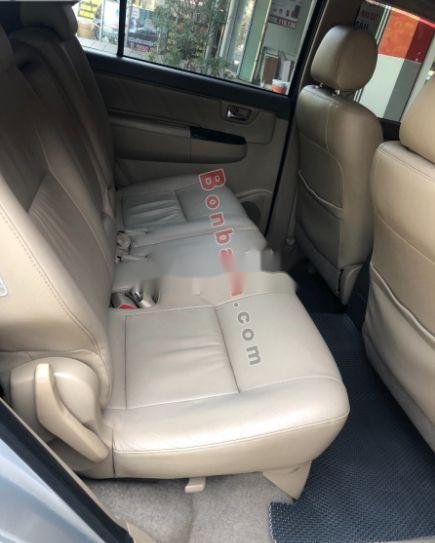 Toyota Fortuner 2013 - Bán xe Toyota Fortuner năm 2013, màu bạc