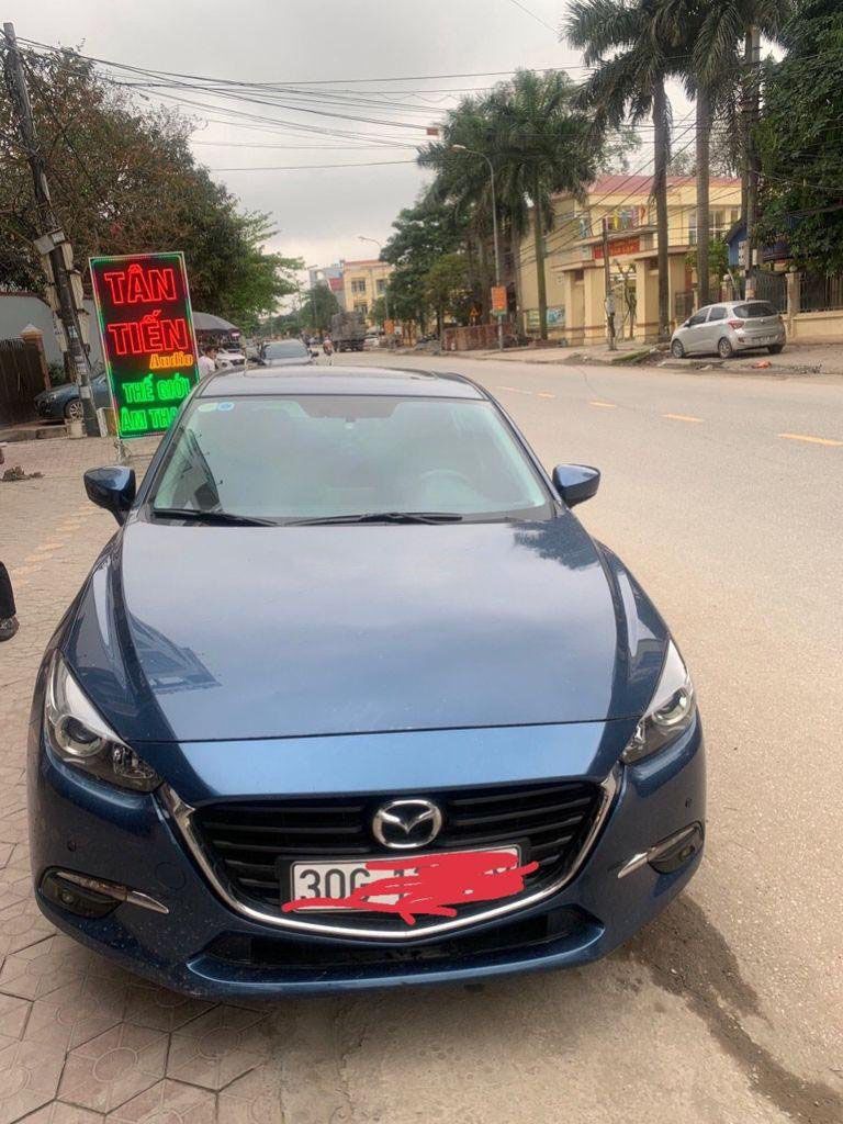 Mazda 3 2019 - Cần bán lại xe Mazda 3 đời 2019, màu xanh lam, xe nhập, giá chỉ 645 triệu