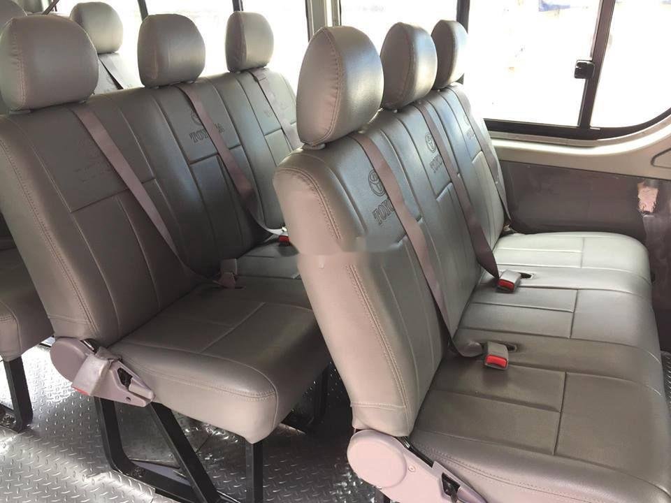 Toyota Hiace   2008 - Cần bán lại xe Toyota Hiace sản xuất 2008, màu bạc số sàn 