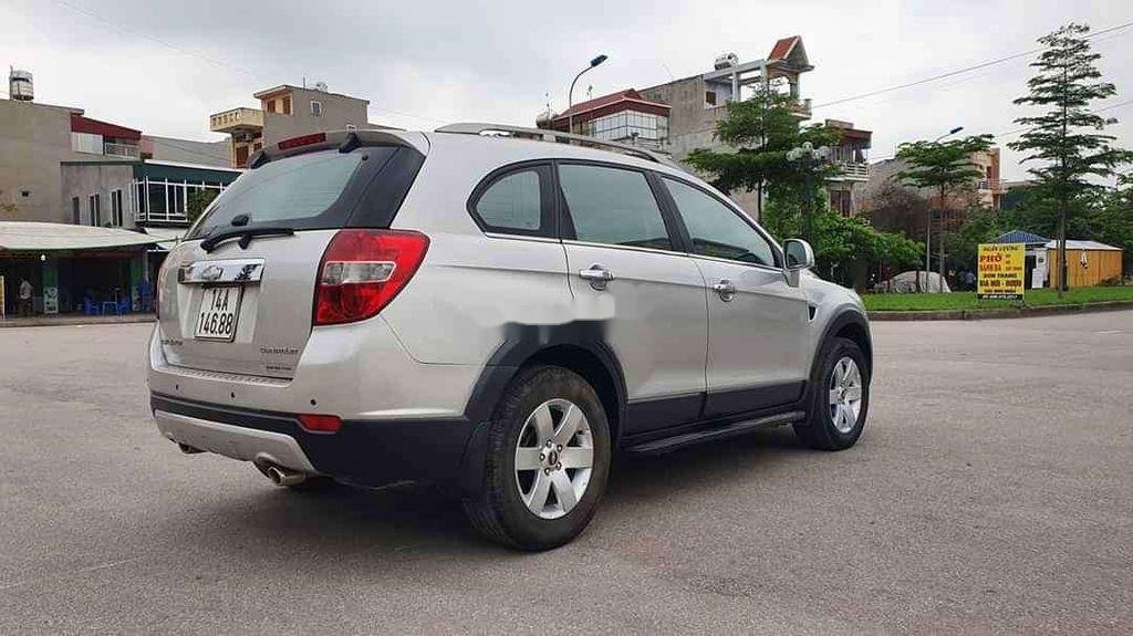 Chevrolet Captiva 2007 - Cần bán gấp Chevrolet Captiva đời 2007, màu bạc