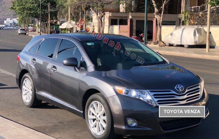 Toyota Venza   2009 - Bán Toyota Venza năm sản xuất 2009, màu xám  