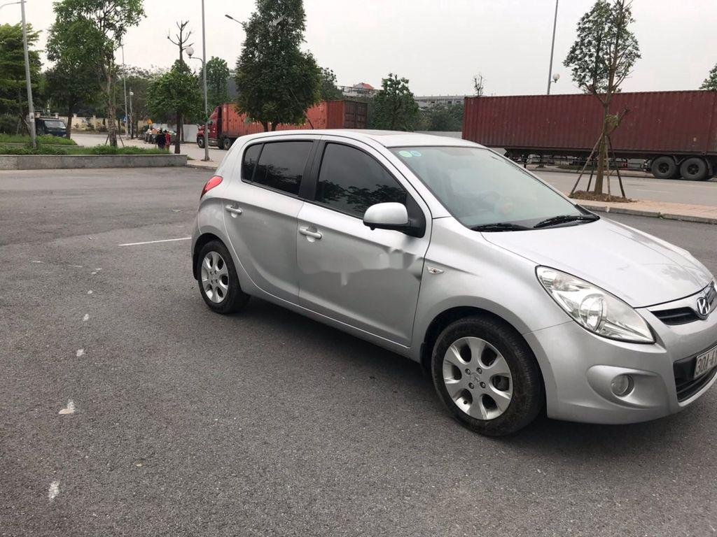 Hyundai i20    2011 - Bán ô tô Hyundai i20 đời 2011, xe nhập, 292 triệu