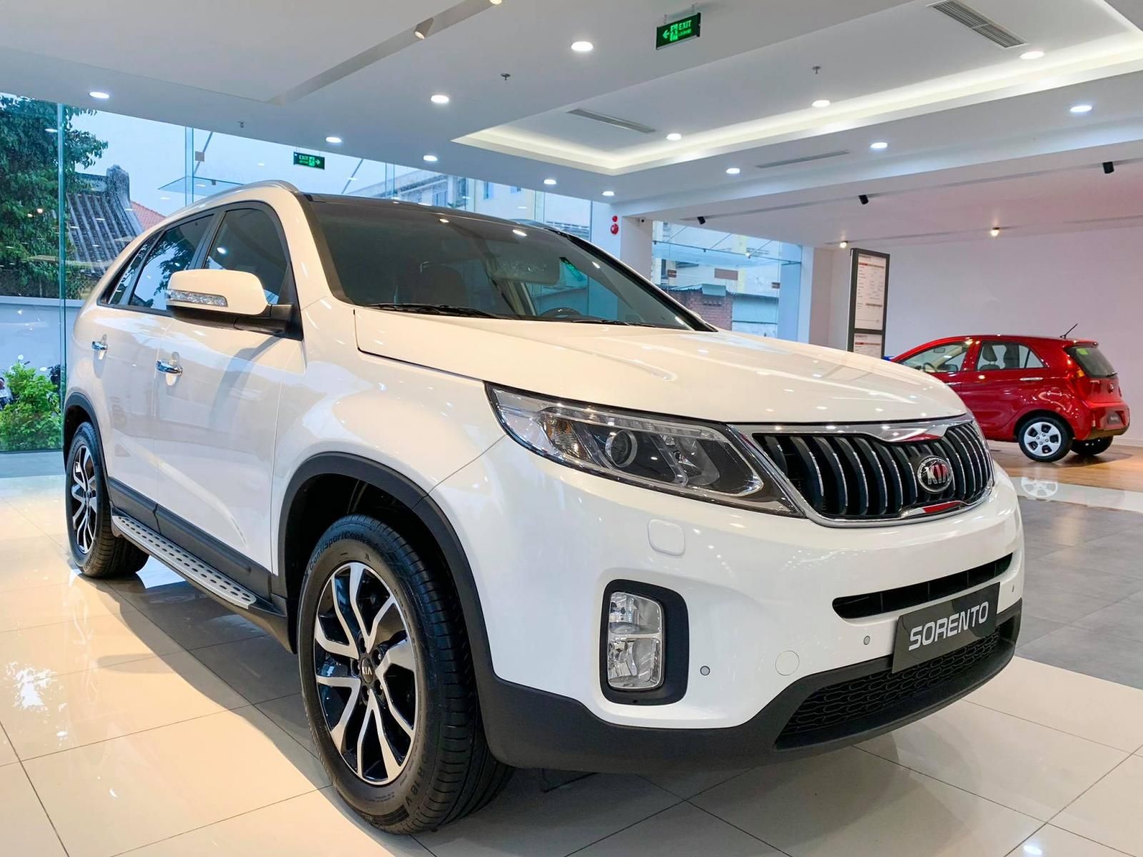 Kia Sorento DAT Premium 2019 - Kia Gò Vấp cần bán Kia Sorento DAT Premium đời 2019, màu trắng