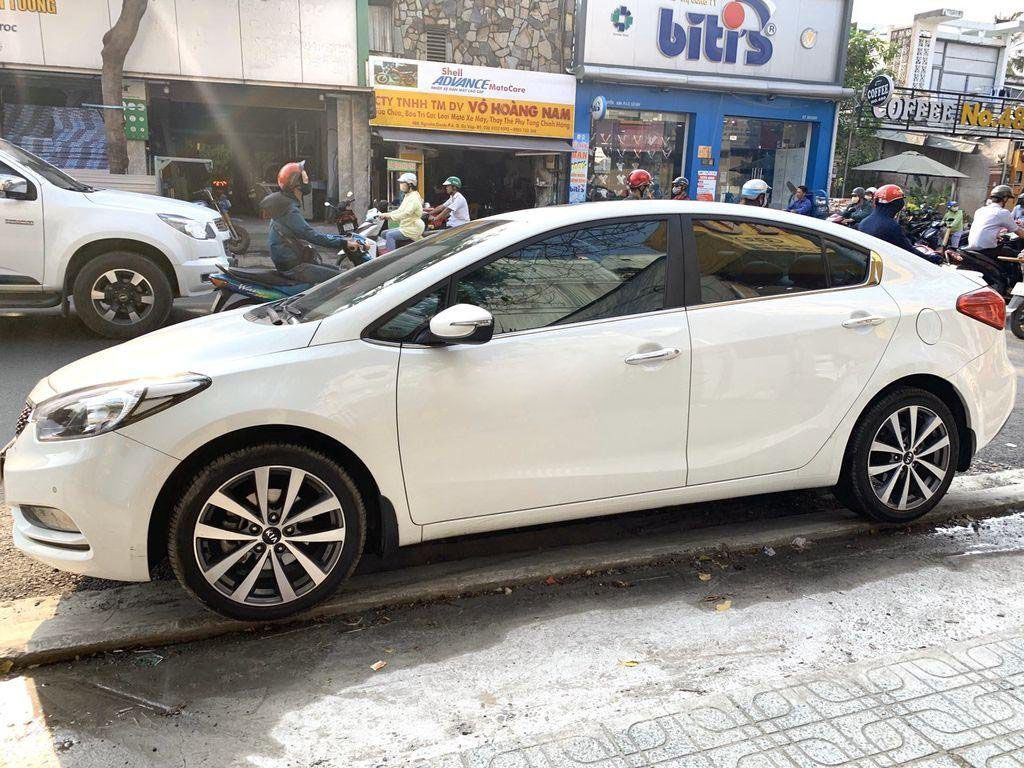 Kia K3      2015 - Bán Kia K3 đời 2015, giá 473tr