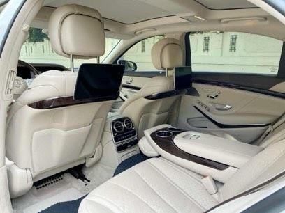 Mercedes-Benz S class S450L 2018 - Cần bán Mercedes S450L sản xuất 2018, màu trắng, xe cũ như mới