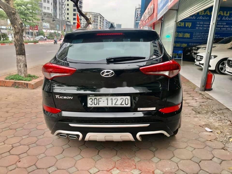 Hyundai Tucson 2018 - Bán Hyundai Tucson đời 2018, màu đen