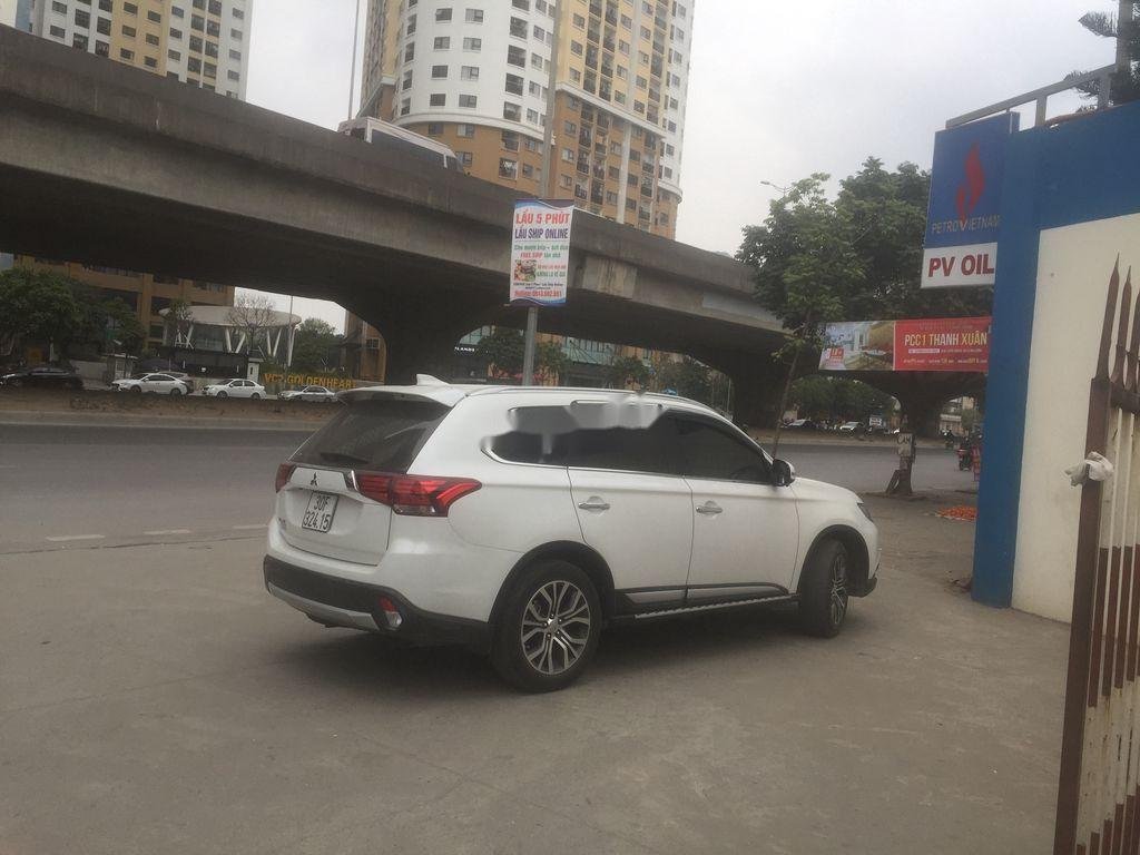 Mitsubishi Outlander   2018 - Cần bán Mitsubishi Outlander 2018, màu trắng, nhập khẩu 