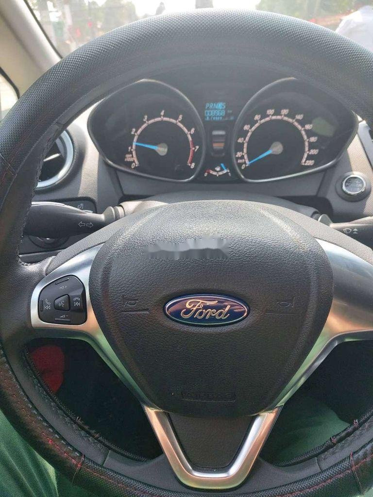 Ford Fiesta   2016 - Bán xe Ford Fiesta năm 2016, màu xám, giá 439tr