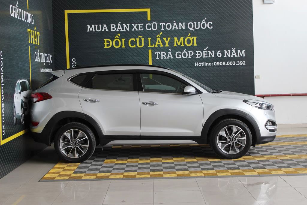 Hyundai Tucson 2017 - Ưu đãi giá thấp với chiếc Hyundai Tucson bản đặc biệt, đời 2017, màu bạc