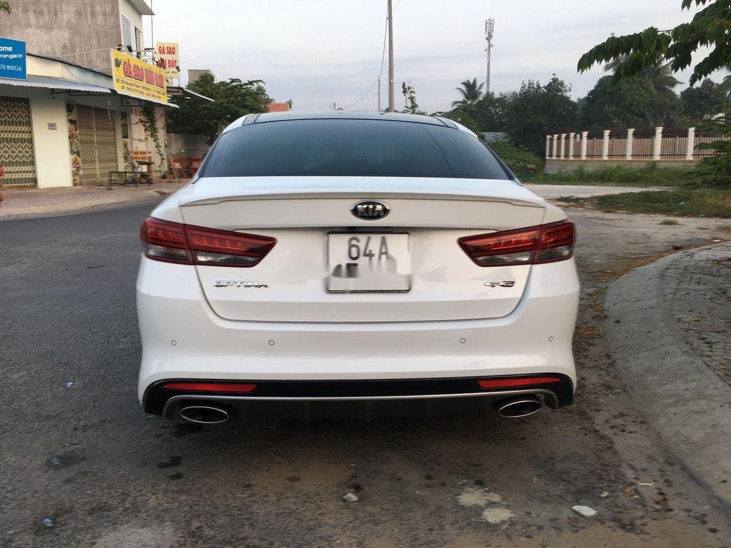 Kia K5 2018 - Bán Kia K5 sản xuất 2018, màu trắng, nhập khẩu nguyên chiếc, giá 790tr