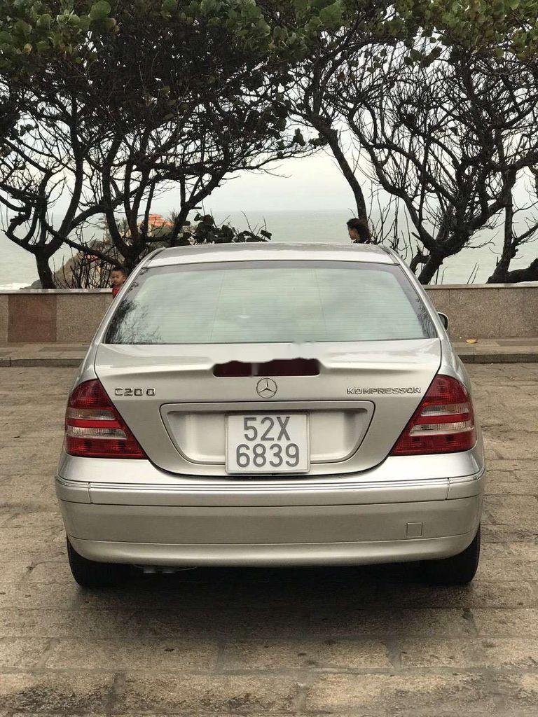 Mercedes-Benz C class   2004 - Cần bán xe Mercedes C180K đời 2004, màu bạc, nhập khẩu 